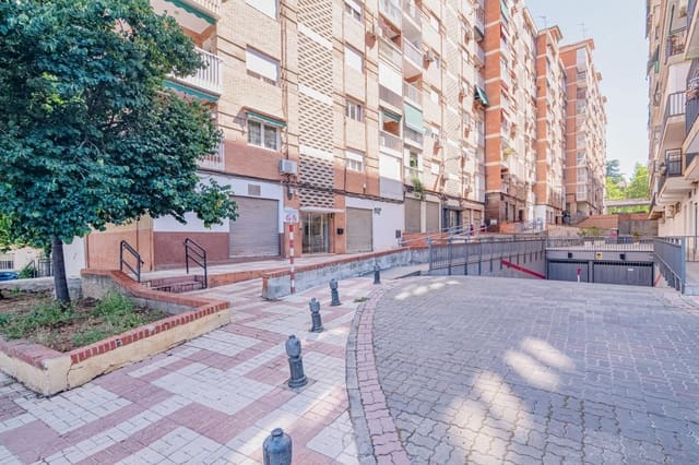 3 soveværelse Lejlighed til salg i Granada by - € 239.990 (Ref: 10014049)