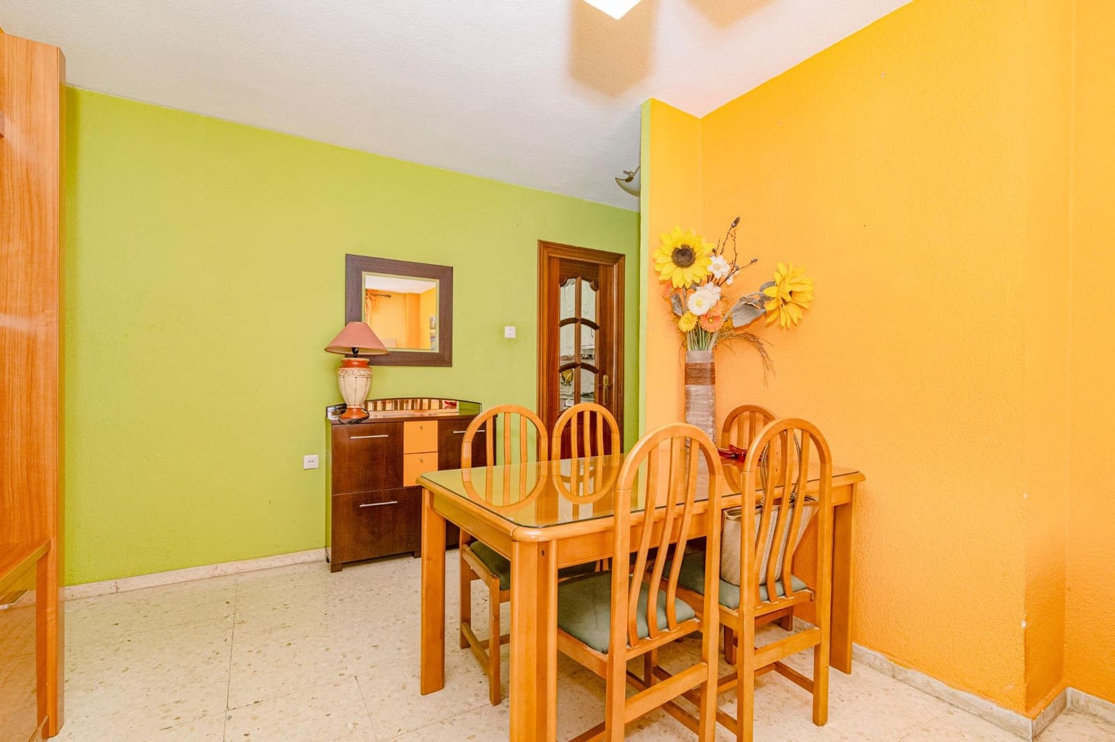 3 soveværelse Lejlighed til salg i Granada by - € 239.990 (Ref: 10014049)