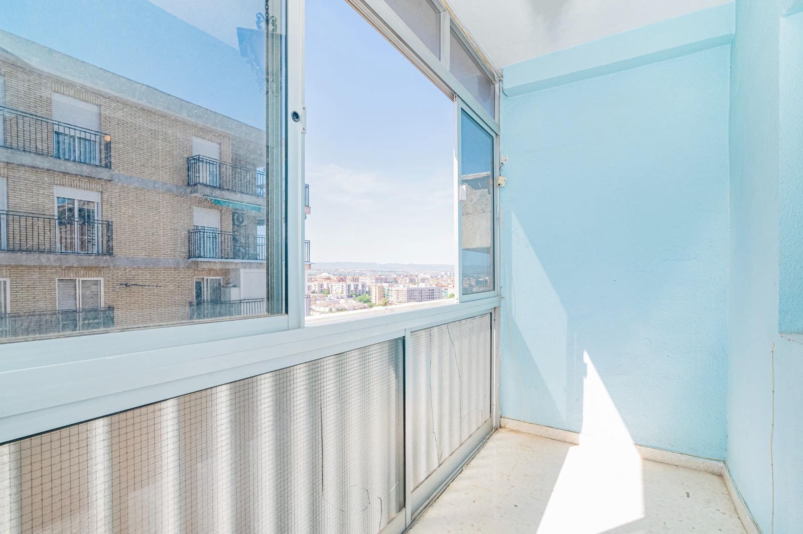 3 soveværelse Lejlighed til salg i Granada by - € 239.990 (Ref: 10014049)