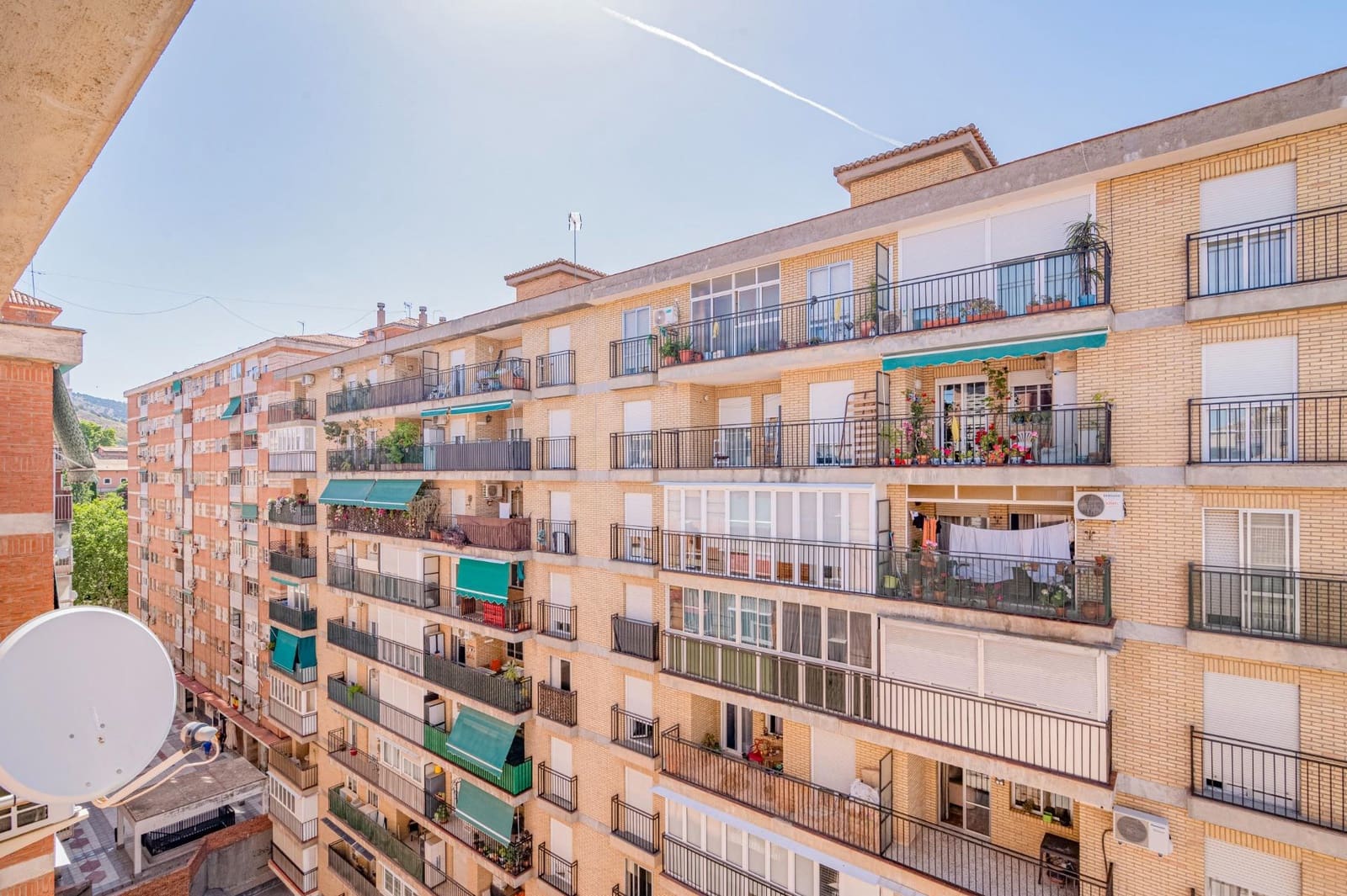 3 soveværelse Lejlighed til salg i Granada by - € 239.990 (Ref: 10014049)