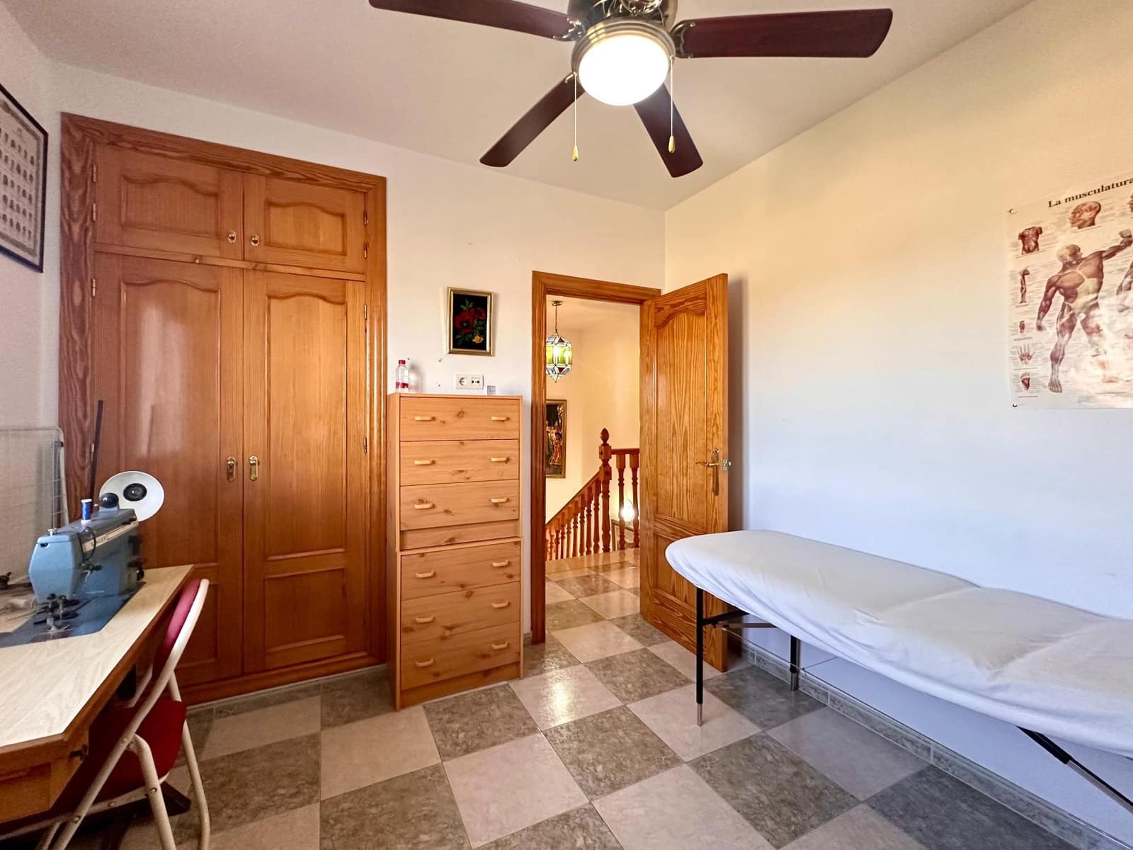 3 bedroom Terraced Villa for sale in Fuente Vaqueros with garage - € 165,000 (Ref: 10014050)