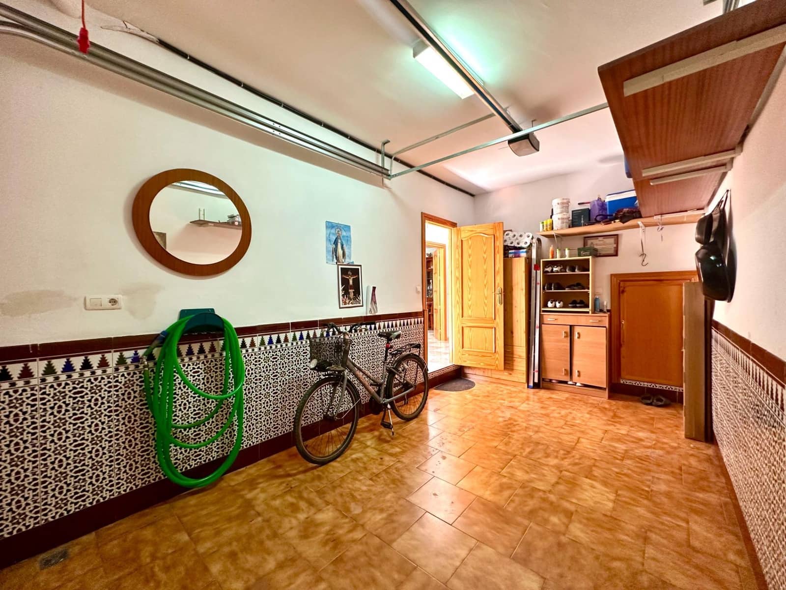 3 bedroom Terraced Villa for sale in Fuente Vaqueros with garage - € 165,000 (Ref: 10014050)