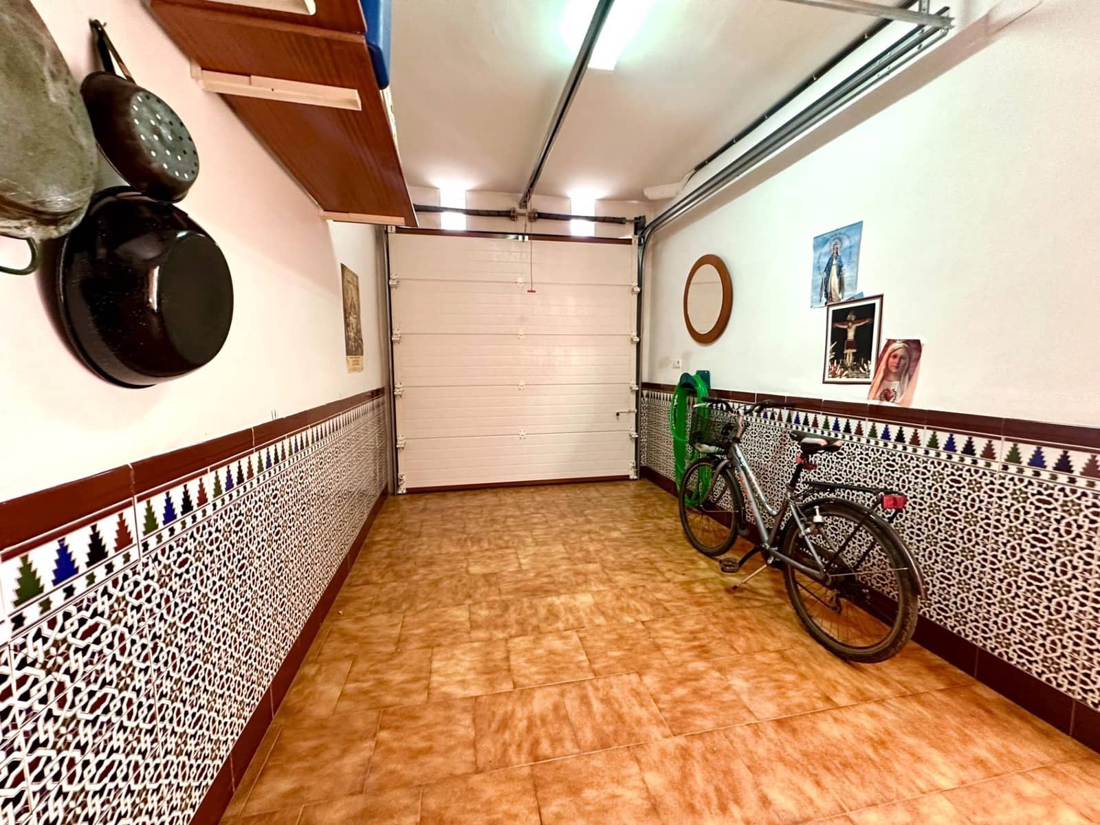 3 bedroom Terraced Villa for sale in Fuente Vaqueros with garage - € 165,000 (Ref: 10014050)