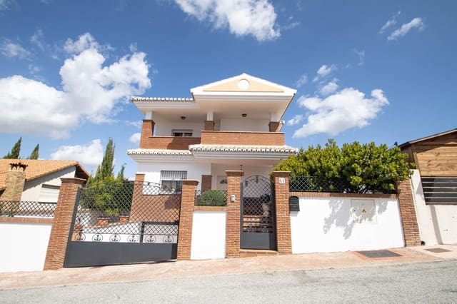 4 bedroom Villa for sale in Nívar with pool garage - € 349,000 (Ref: 10014051)