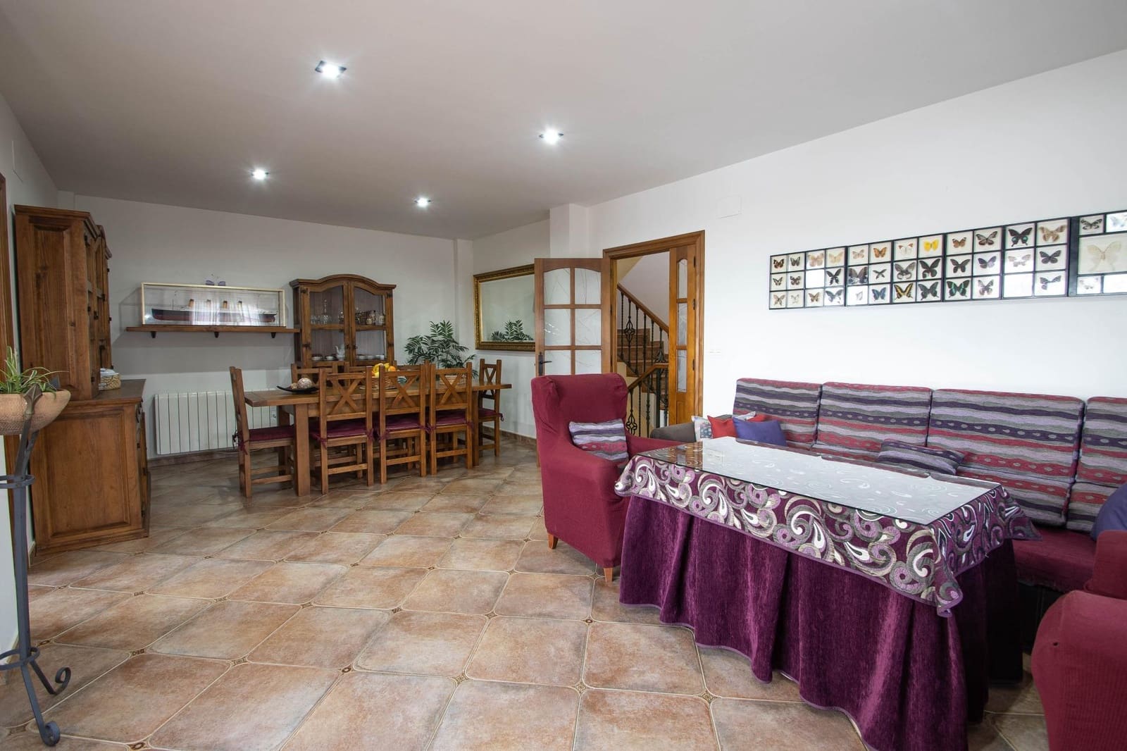 4 bedroom Villa for sale in Nivar with pool garage - € 349,000 (Ref: 10014051)