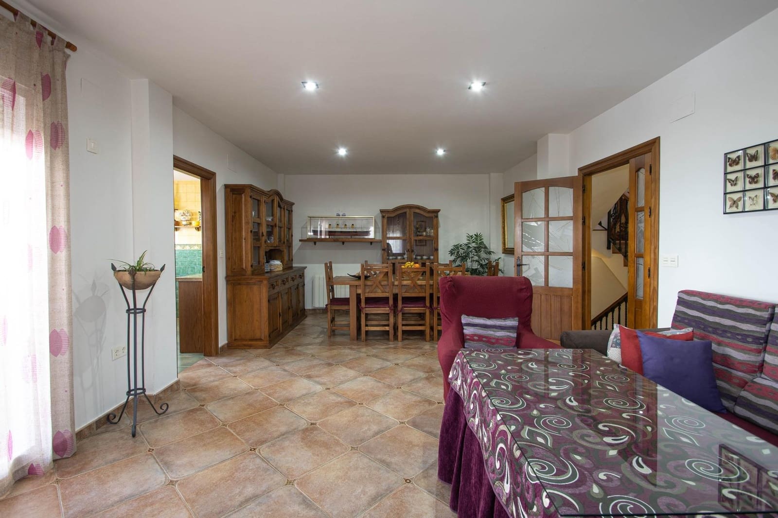 4 bedroom Villa for sale in Nivar with pool garage - € 349,000 (Ref: 10014051)