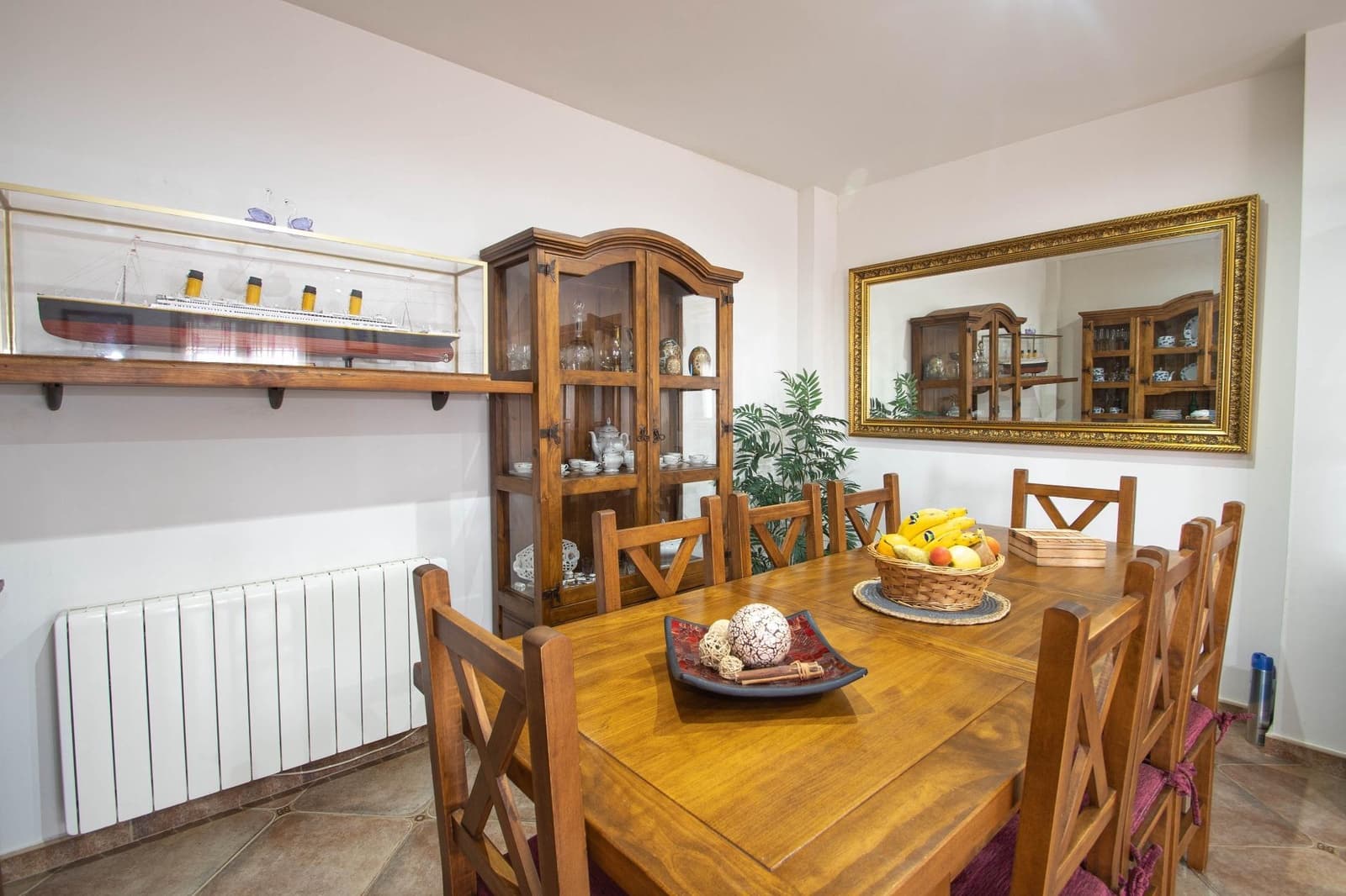 4 bedroom Villa for sale in Nivar with pool garage - € 349,000 (Ref: 10014051)
