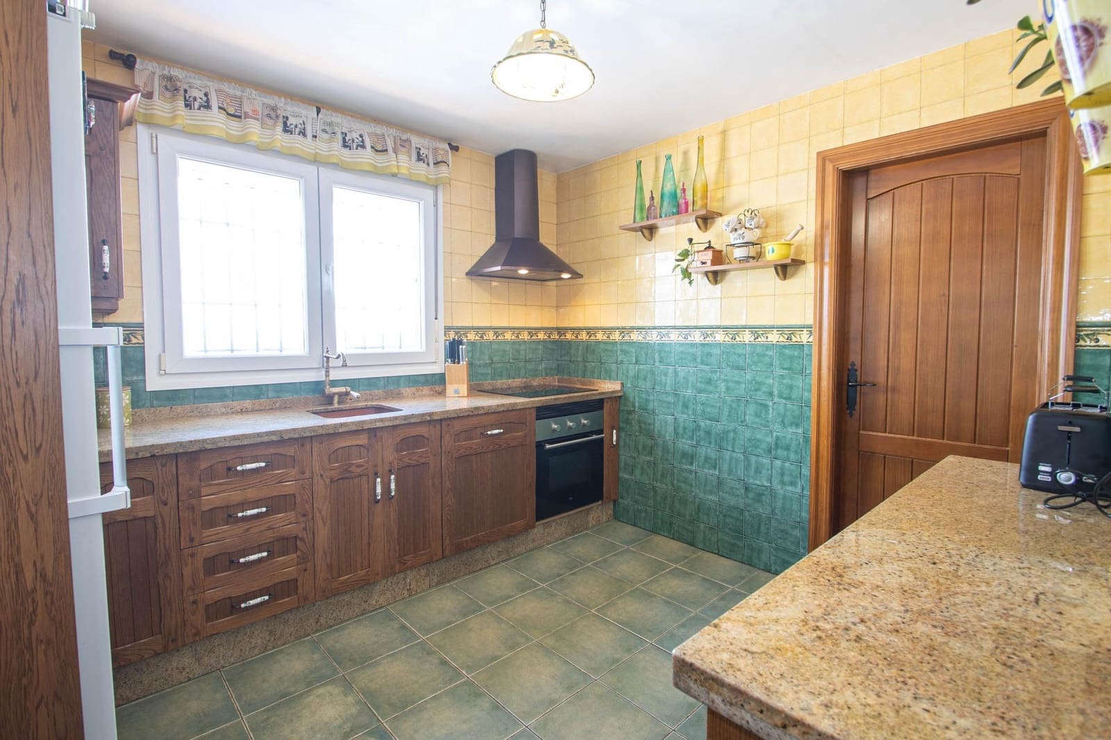 4 bedroom Villa for sale in Nivar with pool garage - € 349,000 (Ref: 10014051)