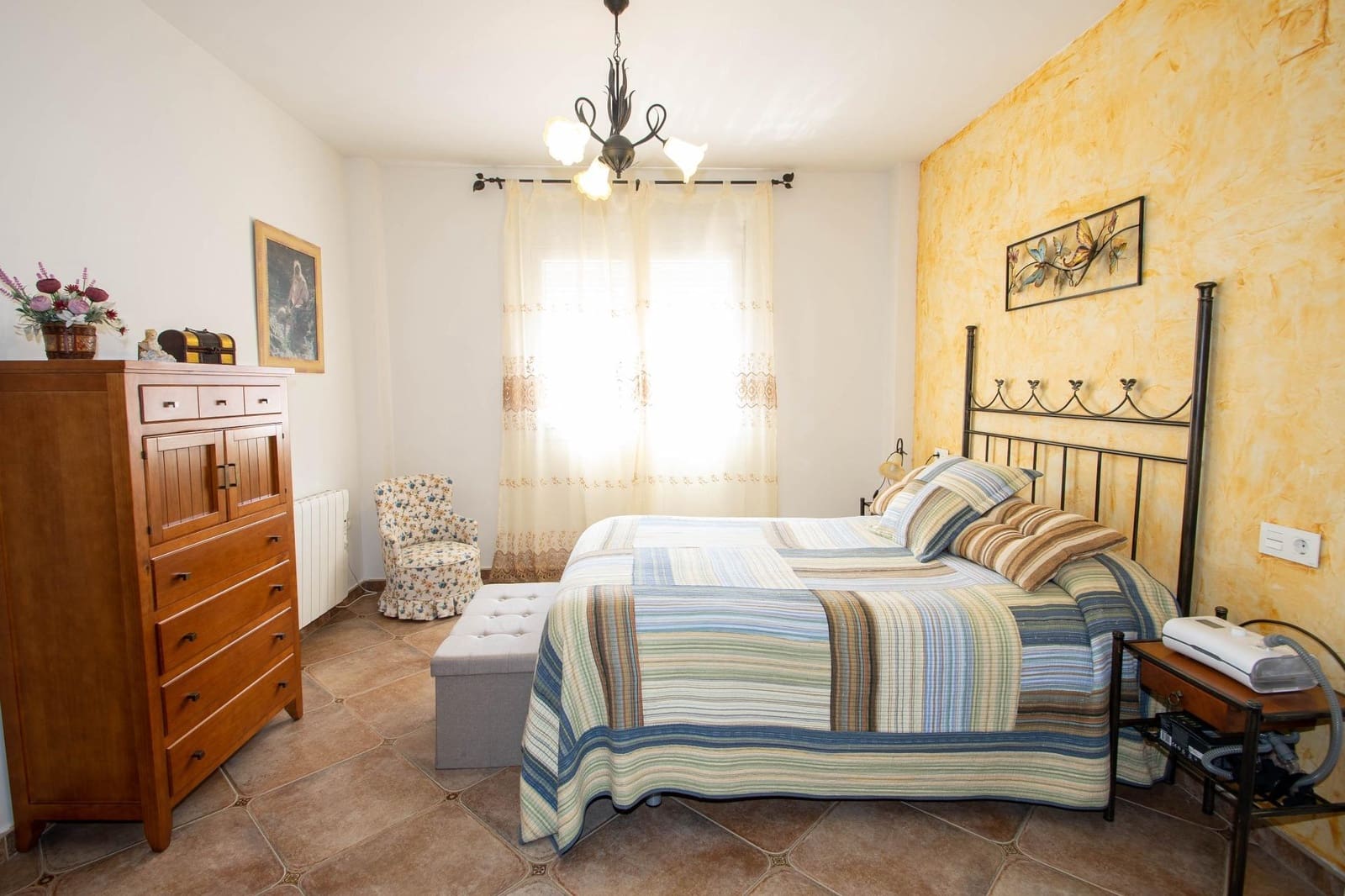 4 bedroom Villa for sale in Nivar with pool garage - € 349,000 (Ref: 10014051)
