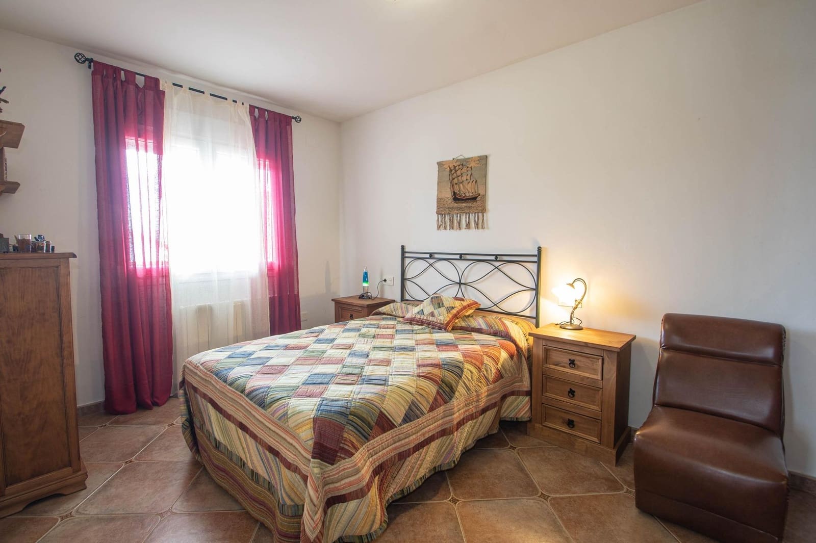 4 bedroom Villa for sale in Nivar with pool garage - € 349,000 (Ref: 10014051)