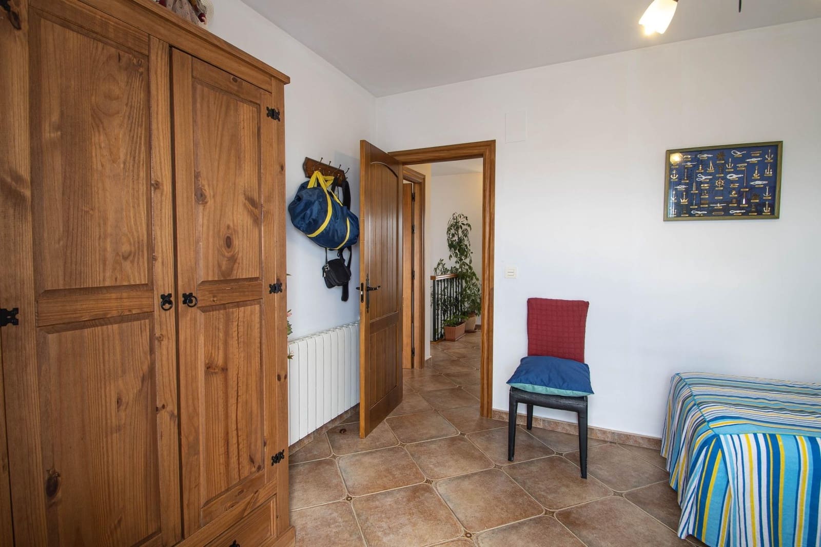 4 bedroom Villa for sale in Nivar with pool garage - € 349,000 (Ref: 10014051)