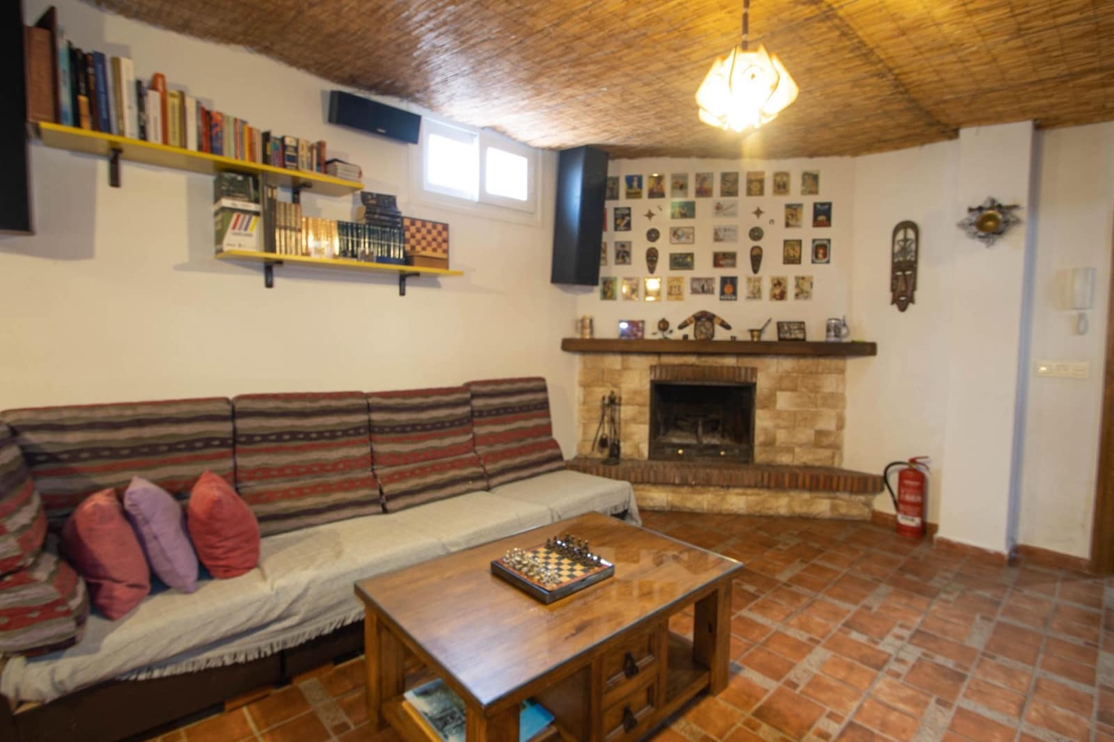 4 bedroom Villa for sale in Nivar with pool garage - € 349,000 (Ref: 10014051)