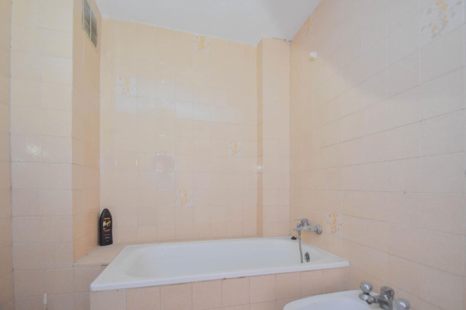 3 bedroom Flat for sale in Atarfe - € 110,000 (Ref: 10014052)
