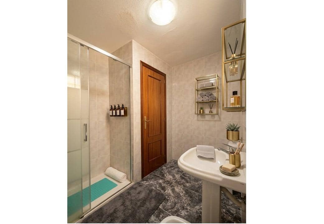 6 sypialnia Willa na sprzedaż w Almunecar z basenem garażem - 550 000 € (Ref: 10014053)
