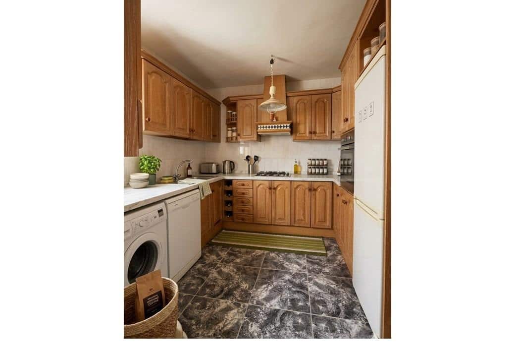 6 sypialnia Willa na sprzedaż w Almunecar z basenem garażem - 550 000 € (Ref: 10014053)