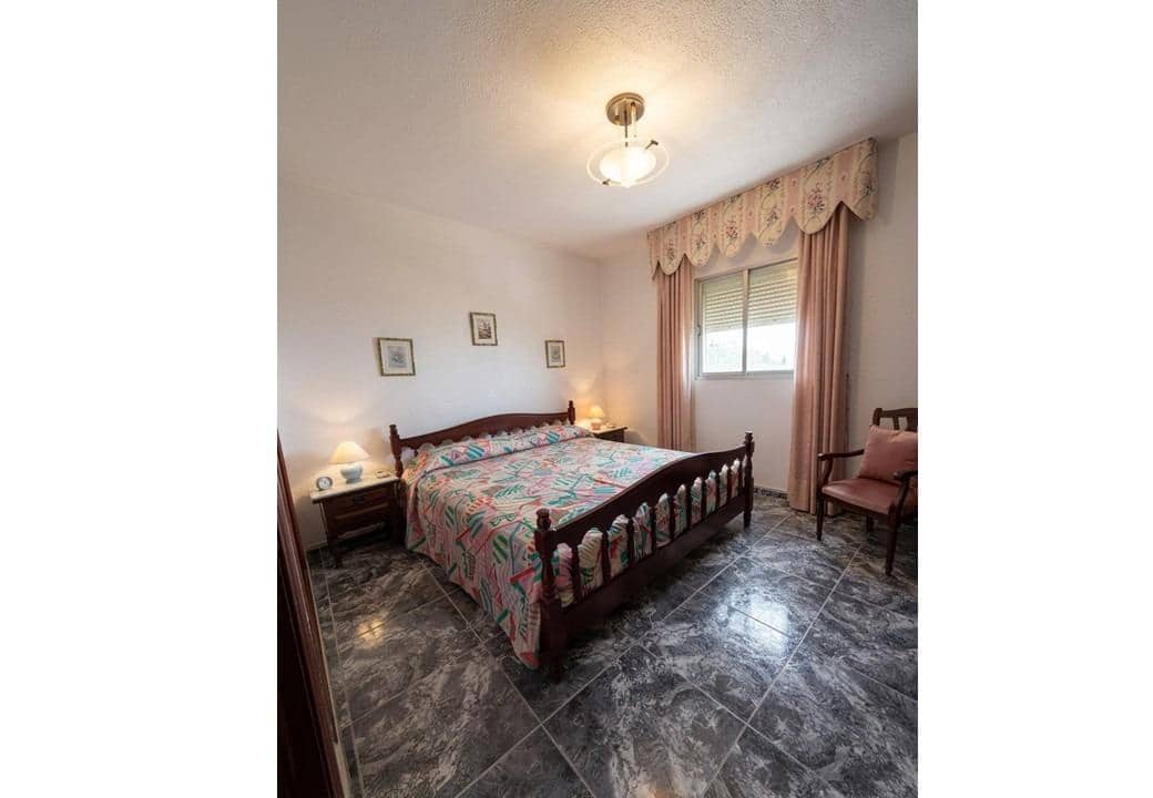 6 sypialnia Willa na sprzedaż w Almunecar z basenem garażem - 550 000 € (Ref: 10014053)