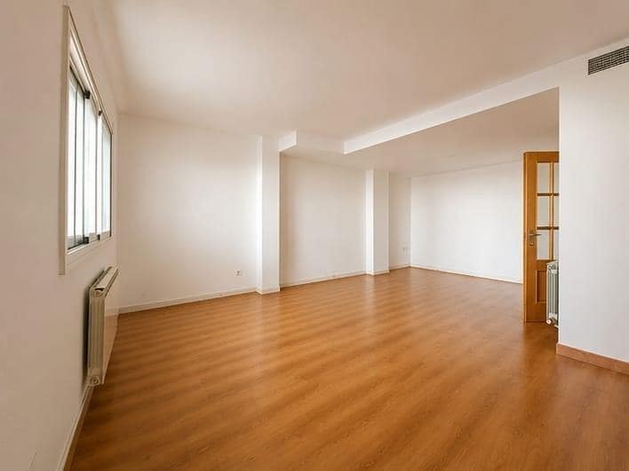 5 quarto Moradia Geminada para venda em Las Gabias com piscina garagem - 340 000 € (Ref: 10014054)