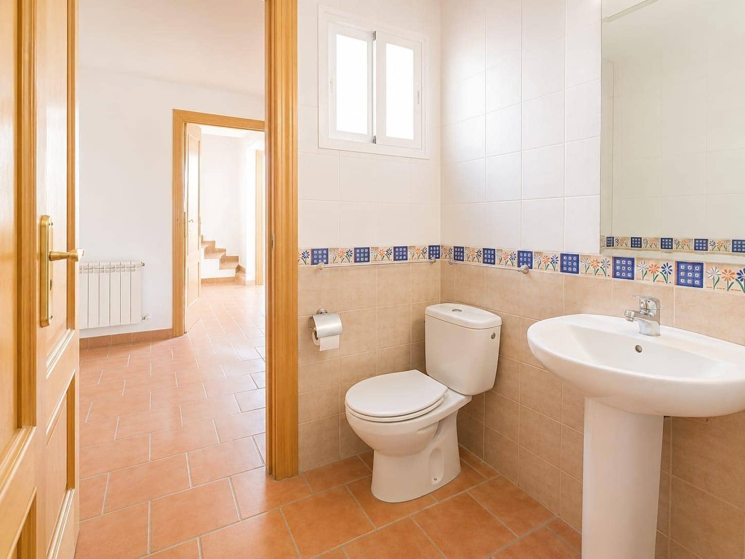 5 quarto Moradia Geminada para venda em Las Gabias com piscina garagem - 340 000 € (Ref: 10014054)