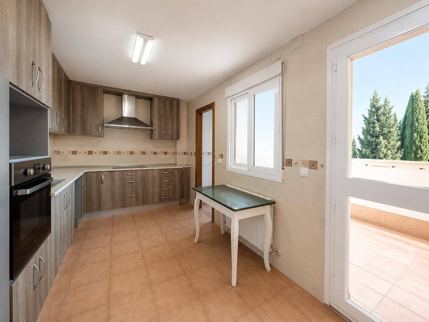 5 quarto Moradia Geminada para venda em Las Gabias com piscina garagem - 340 000 € (Ref: 10014054)