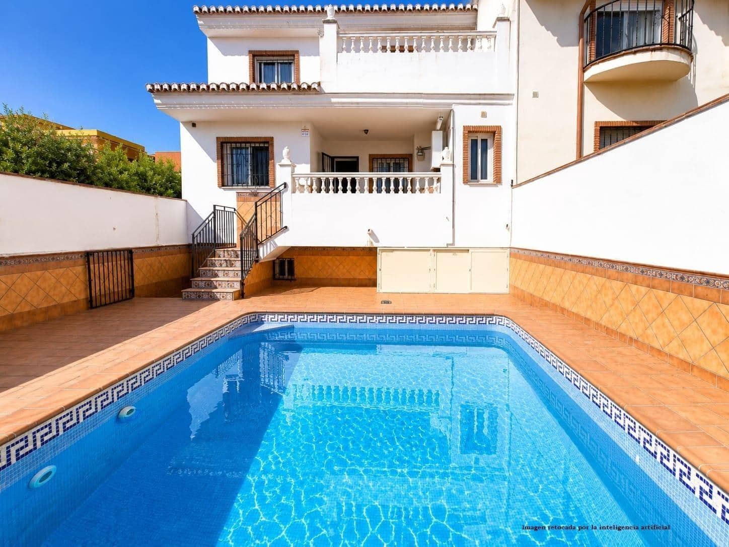 5 quarto Moradia Geminada para venda em Las Gabias com piscina garagem - 340 000 € (Ref: 10014054)