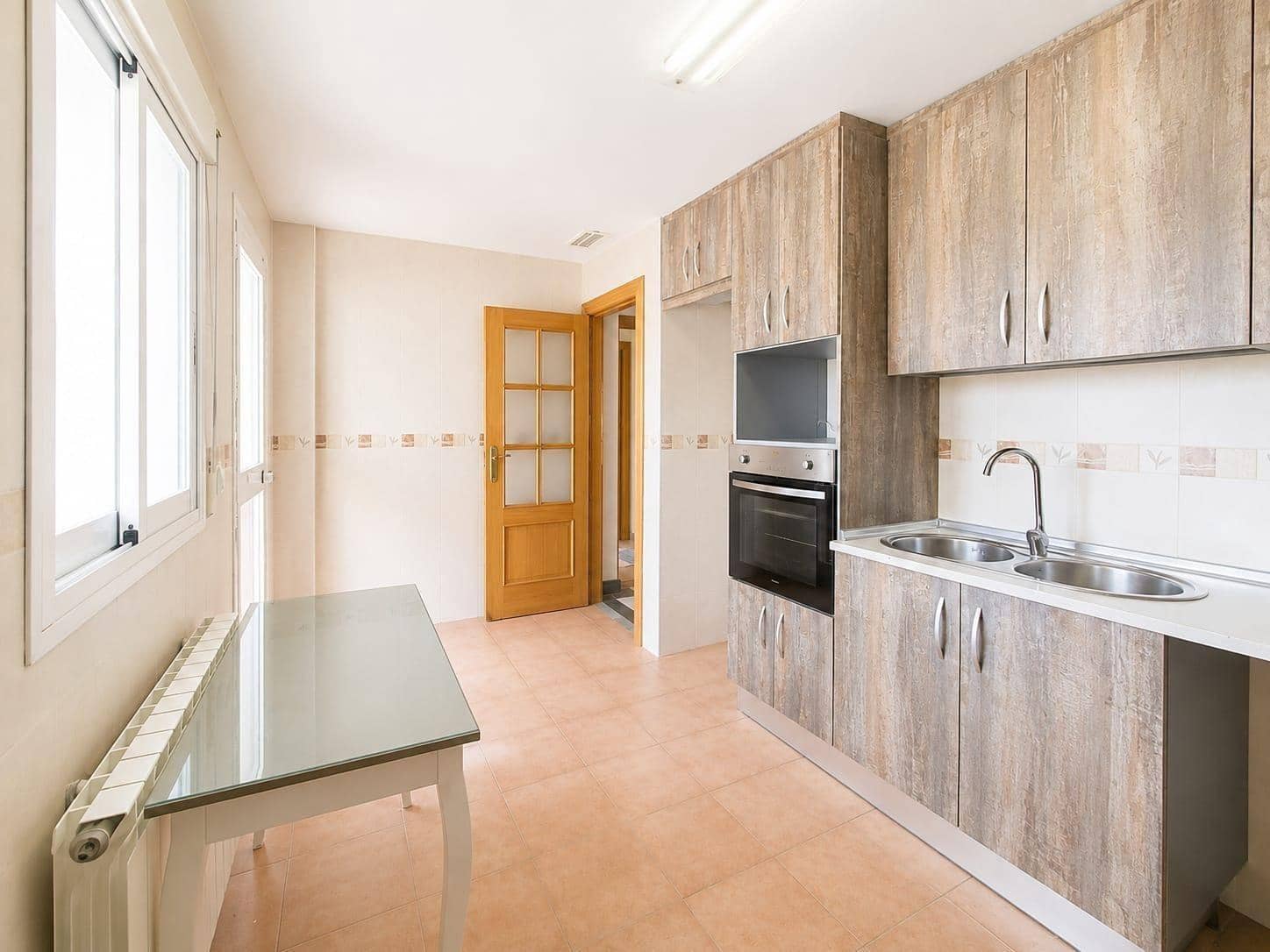 5 quarto Moradia Geminada para venda em Las Gabias com piscina garagem - 340 000 € (Ref: 10014054)