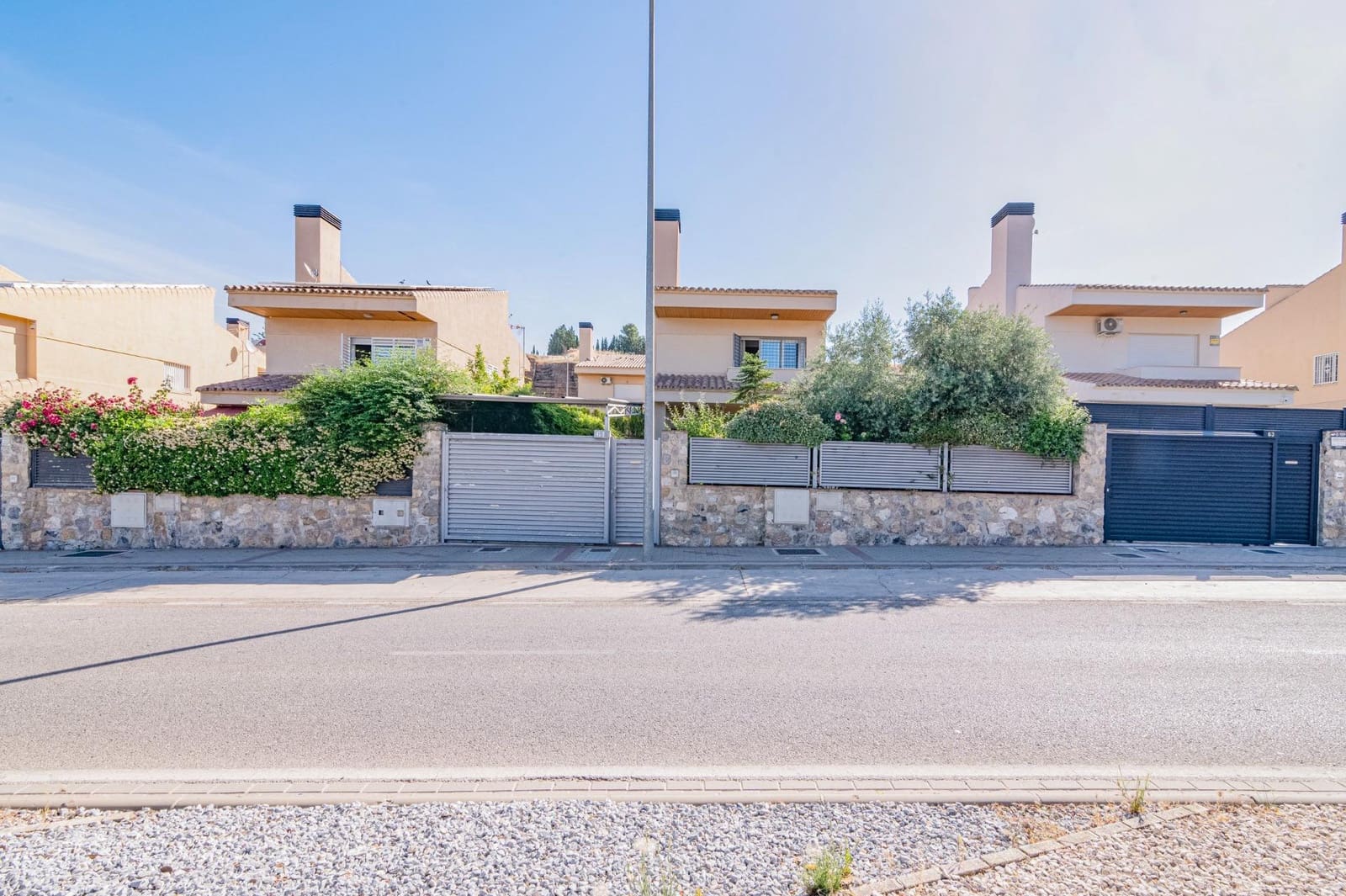 4 sovrum Villa till salu i Otura med garage - 394 900 € (Ref: 10014055)