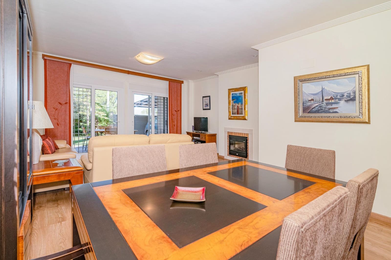 4 sovrum Villa till salu i Otura med garage - 394 900 € (Ref: 10014055)