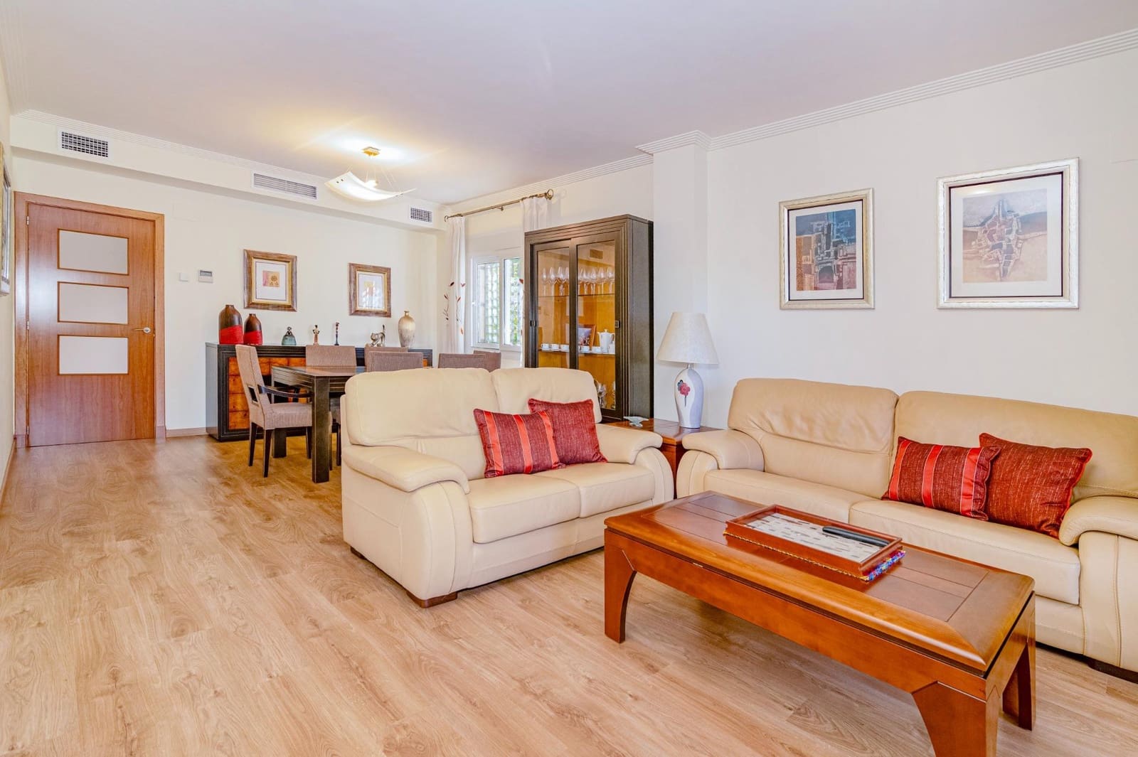 4 sovrum Villa till salu i Otura med garage - 394 900 € (Ref: 10014055)