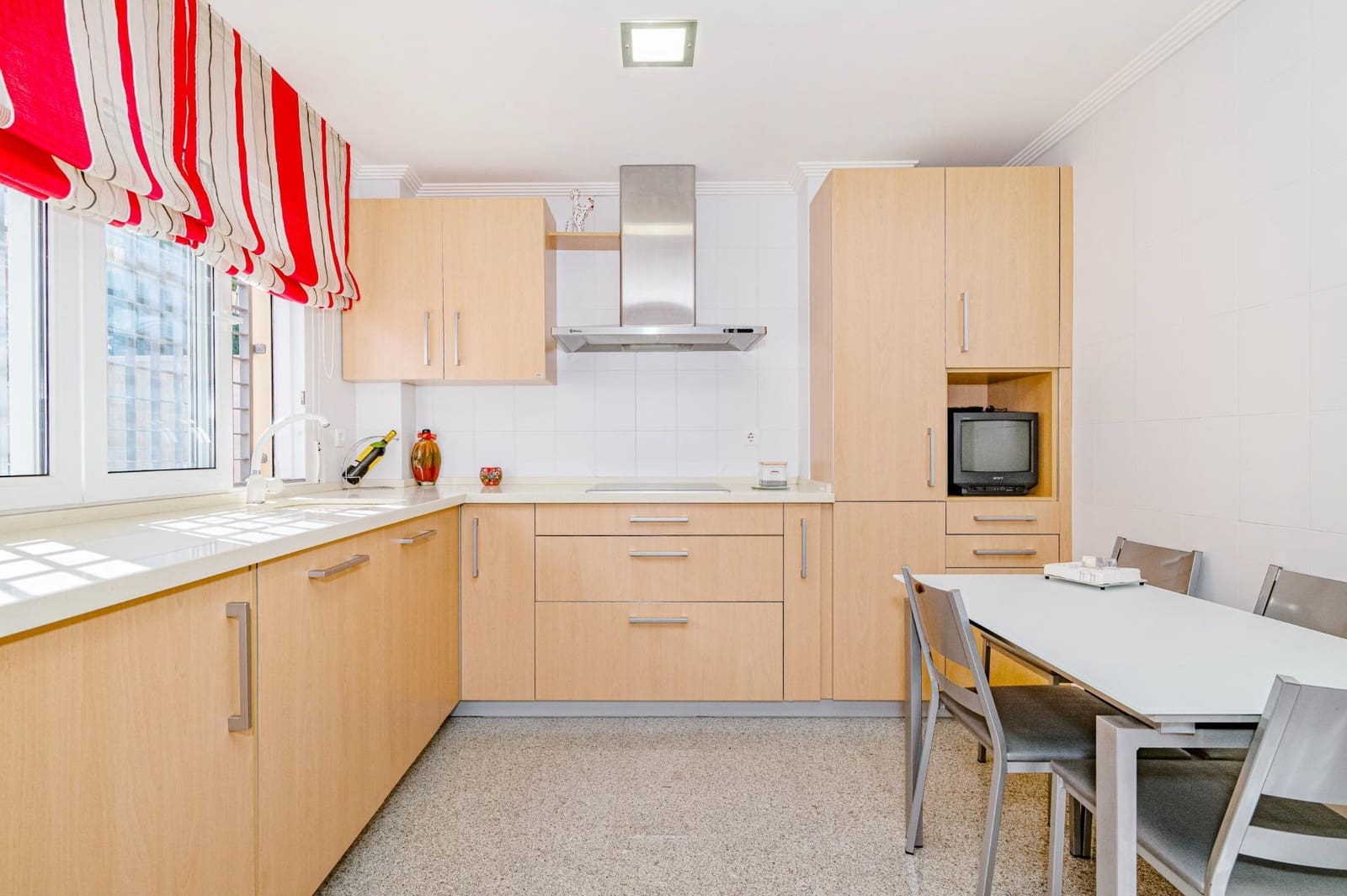 4 sovrum Villa till salu i Otura med garage - 394 900 € (Ref: 10014055)