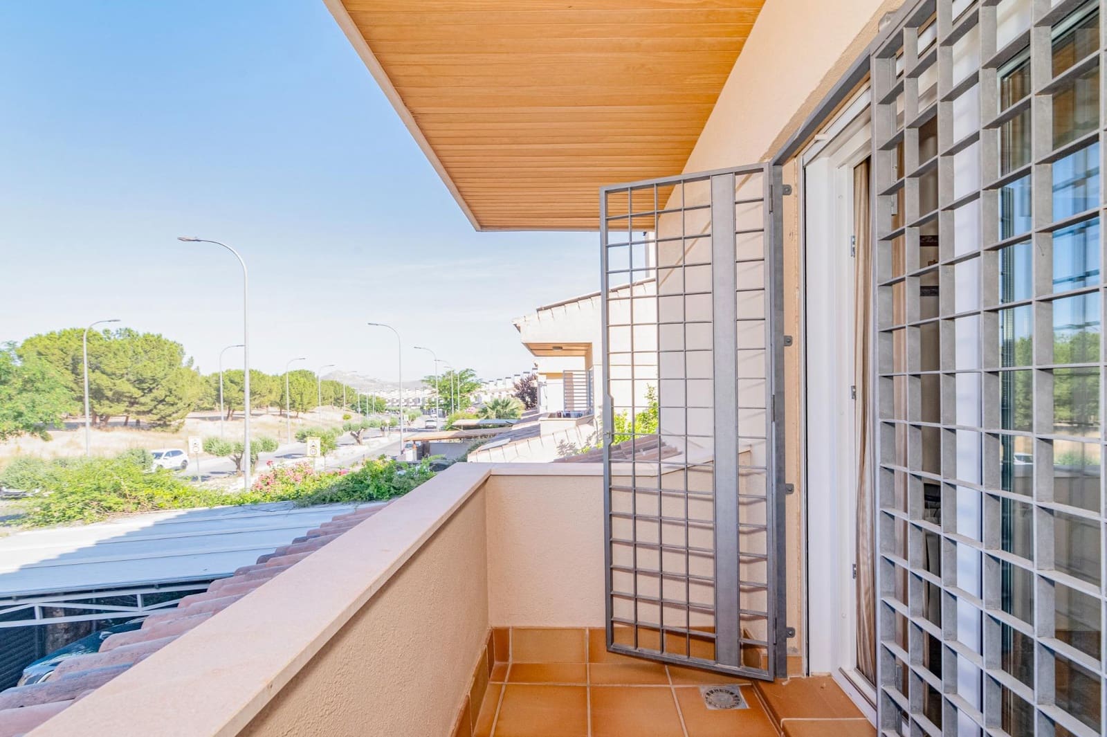 4 sovrum Villa till salu i Otura med garage - 394 900 € (Ref: 10014055)