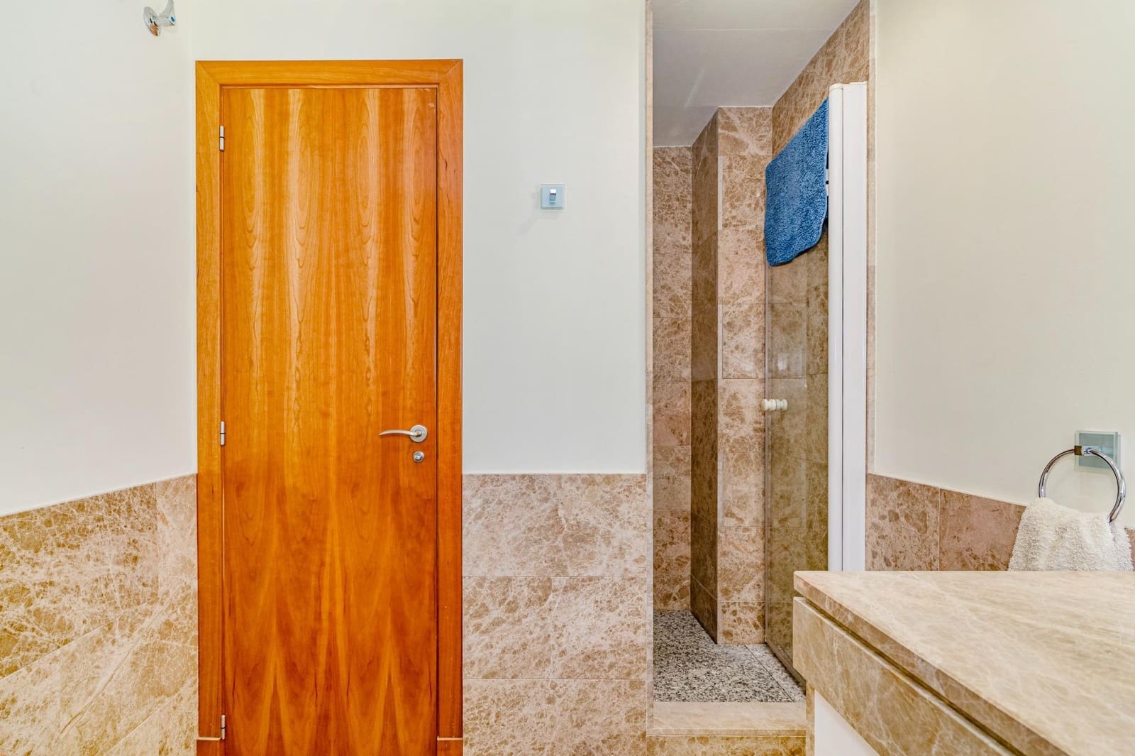 4 sovrum Villa till salu i Otura med garage - 394 900 € (Ref: 10014055)