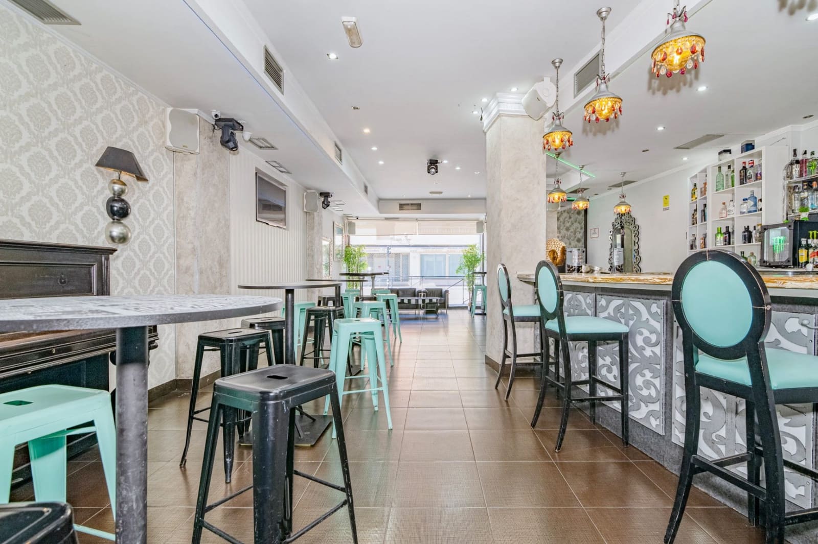 Commercial for sale in Maracena - € 249,000 (Ref: 10014056)