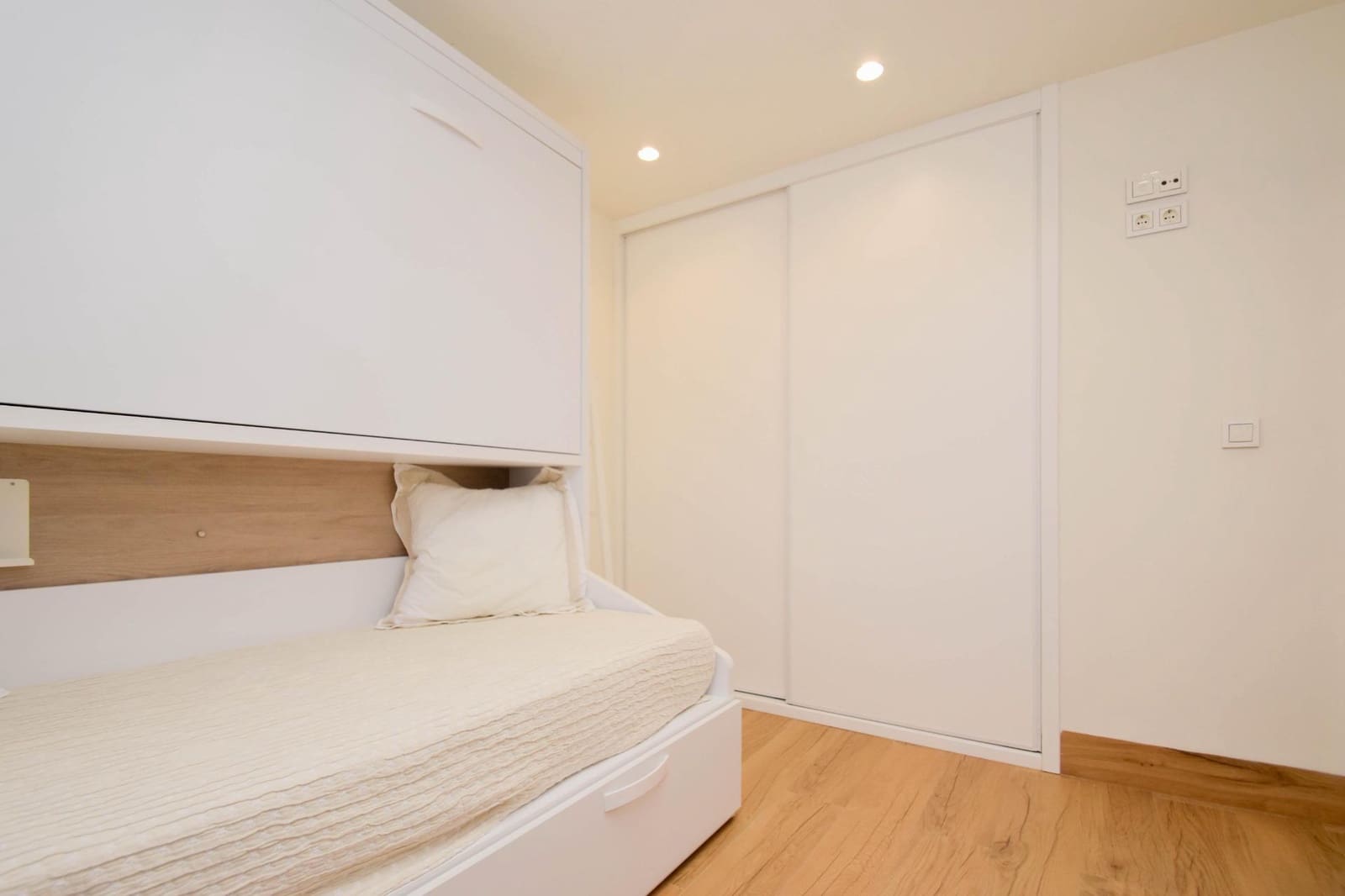 2 sovrum Lägenhet till salu i Almunecar med pool - 395 000 € (Ref: 10014060)