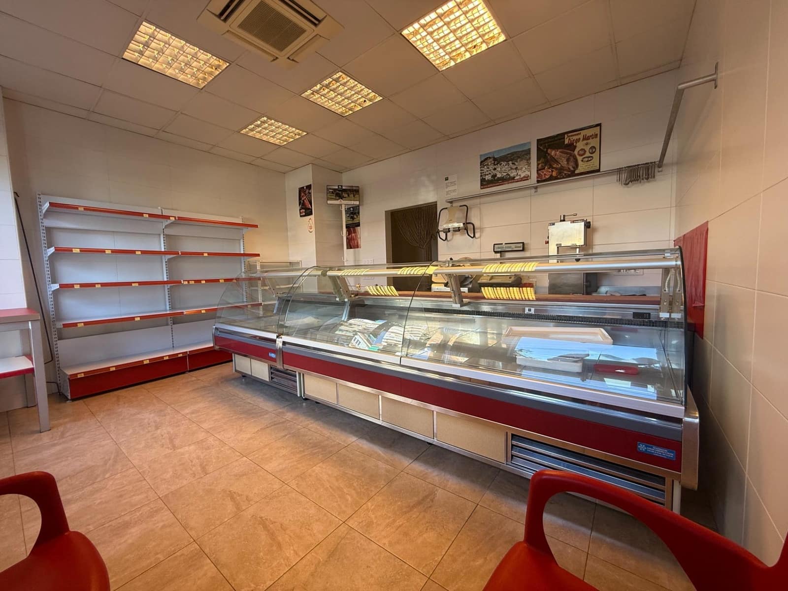 Kommersiell till salu i Granada stad - 85 000 € (Ref: 10014061)