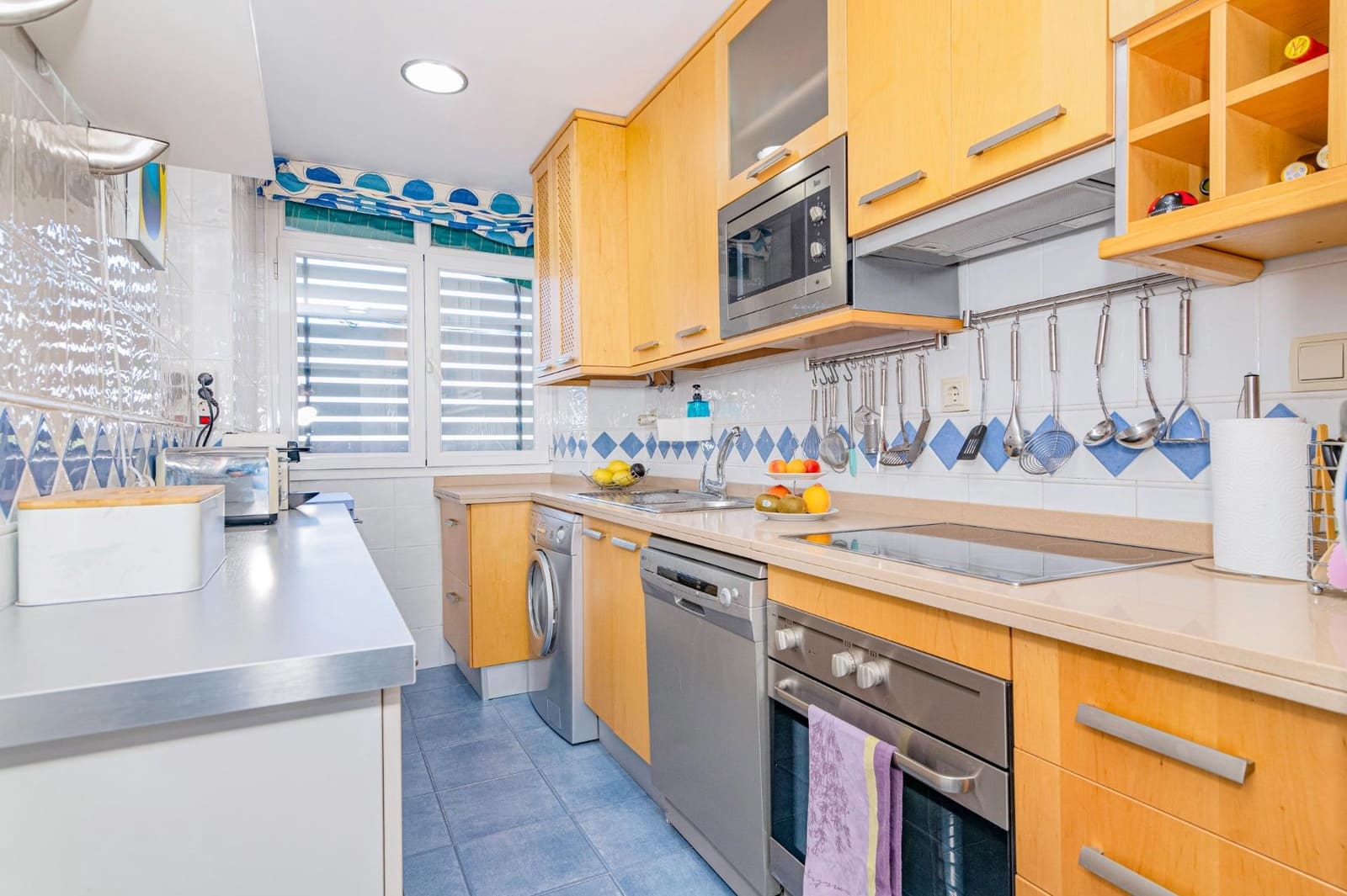 2 bedroom Flat for sale in Motril with pool garage - € 292,000 (Ref: 10014062)