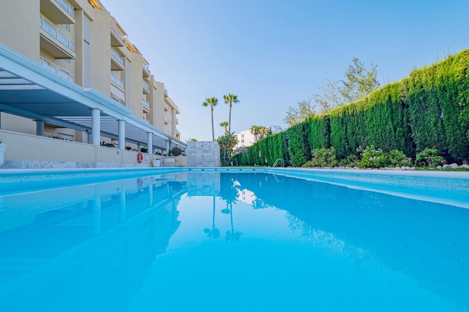 2 bedroom Flat for sale in Motril with pool garage - € 292,000 (Ref: 10014062)
