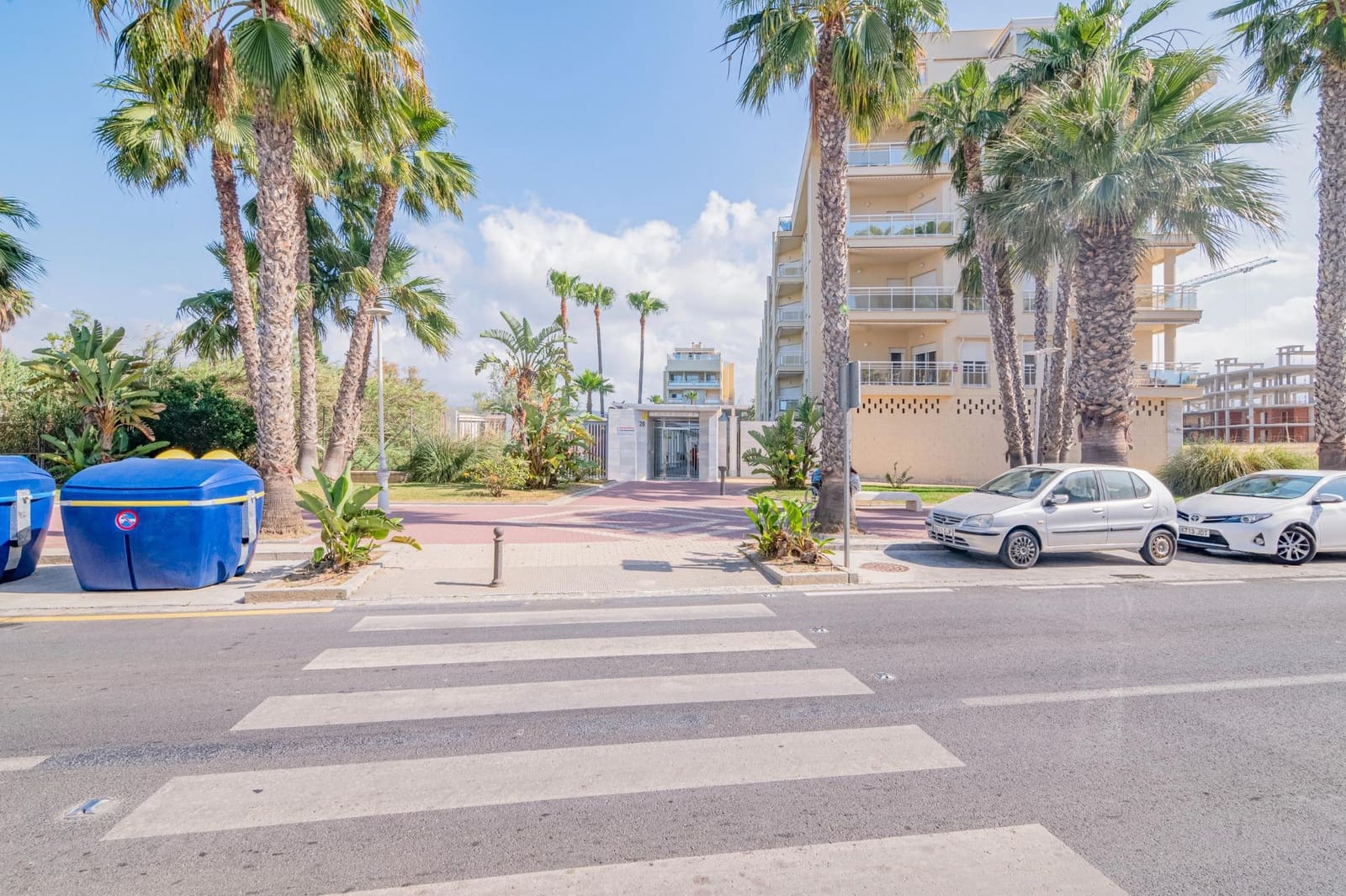 2 bedroom Flat for sale in Motril with pool garage - € 292,000 (Ref: 10014062)