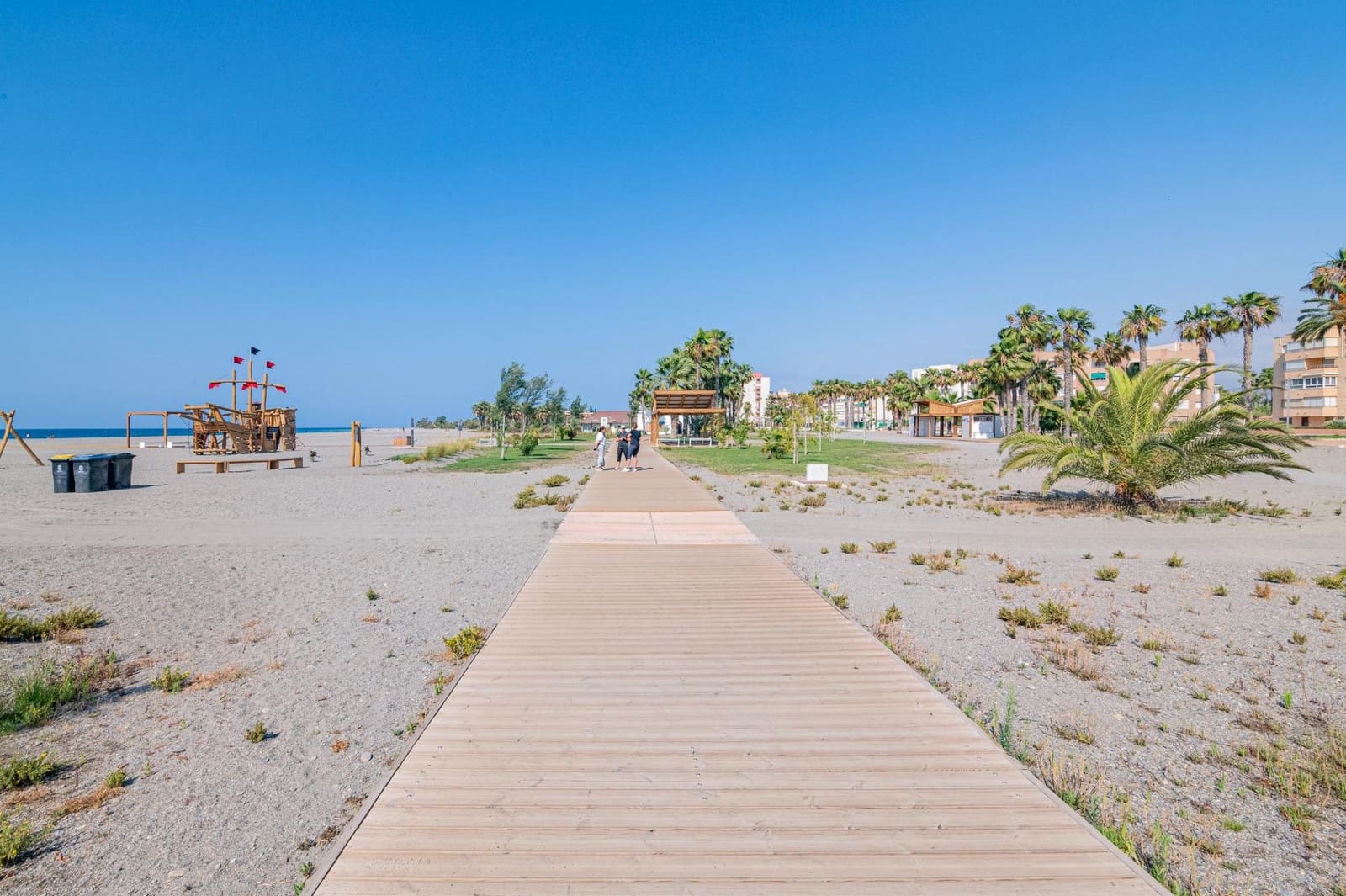 2 bedroom Flat for sale in Motril with pool garage - € 292,000 (Ref: 10014062)
