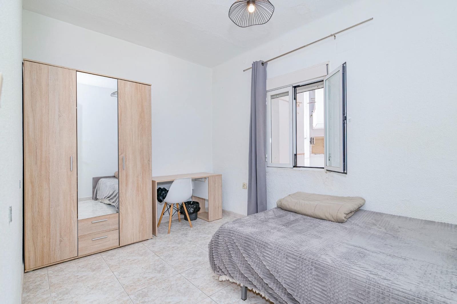 6 sovrum Lägenhet till salu i Granada stad - 495 000 € (Ref: 10014063)