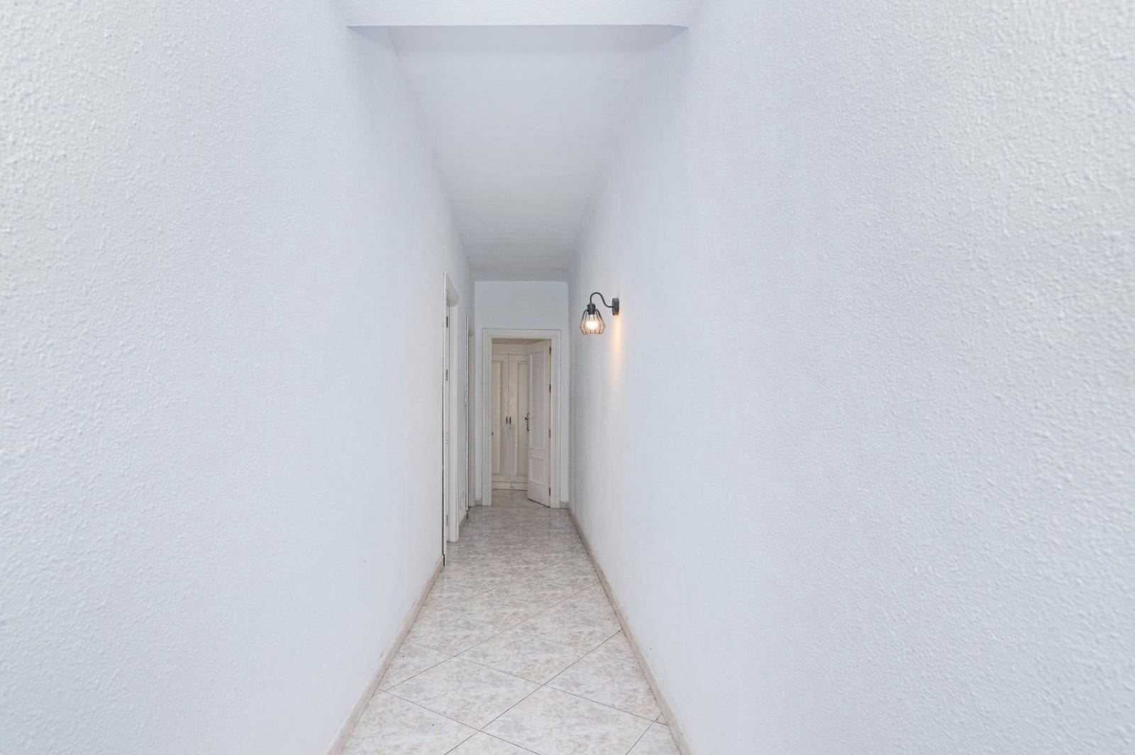 6 sovrum Lägenhet till salu i Granada stad - 495 000 € (Ref: 10014063)