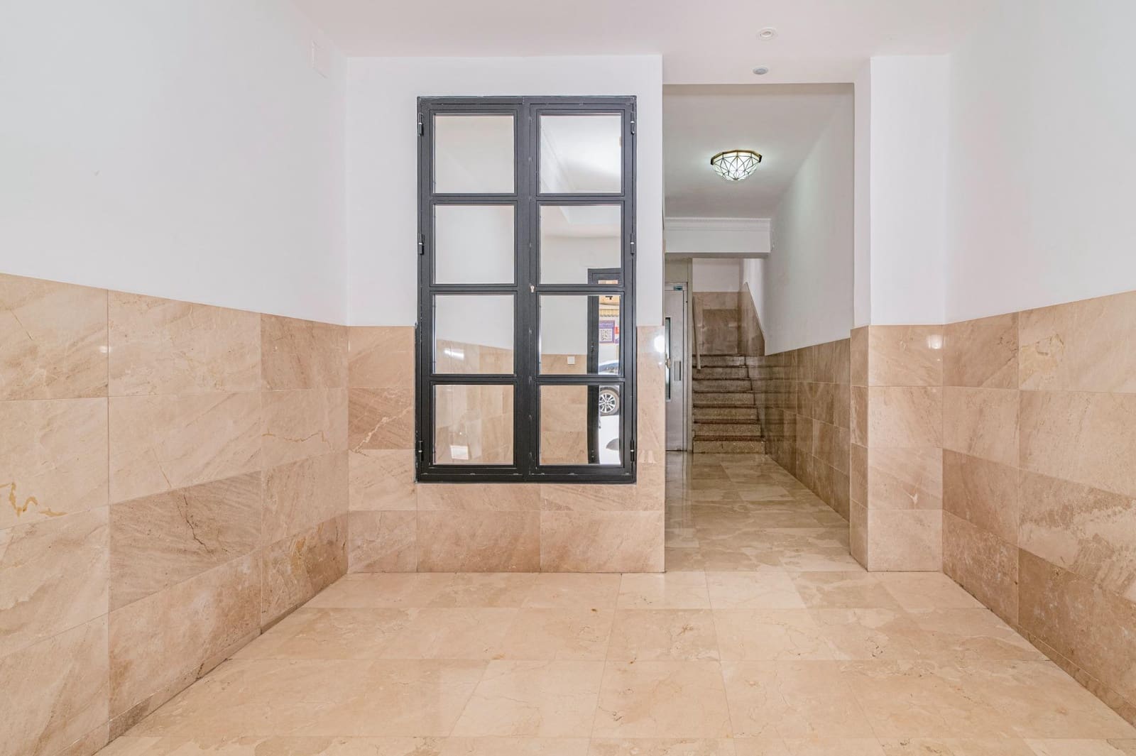 6 sovrum Lägenhet till salu i Granada stad - 495 000 € (Ref: 10014063)