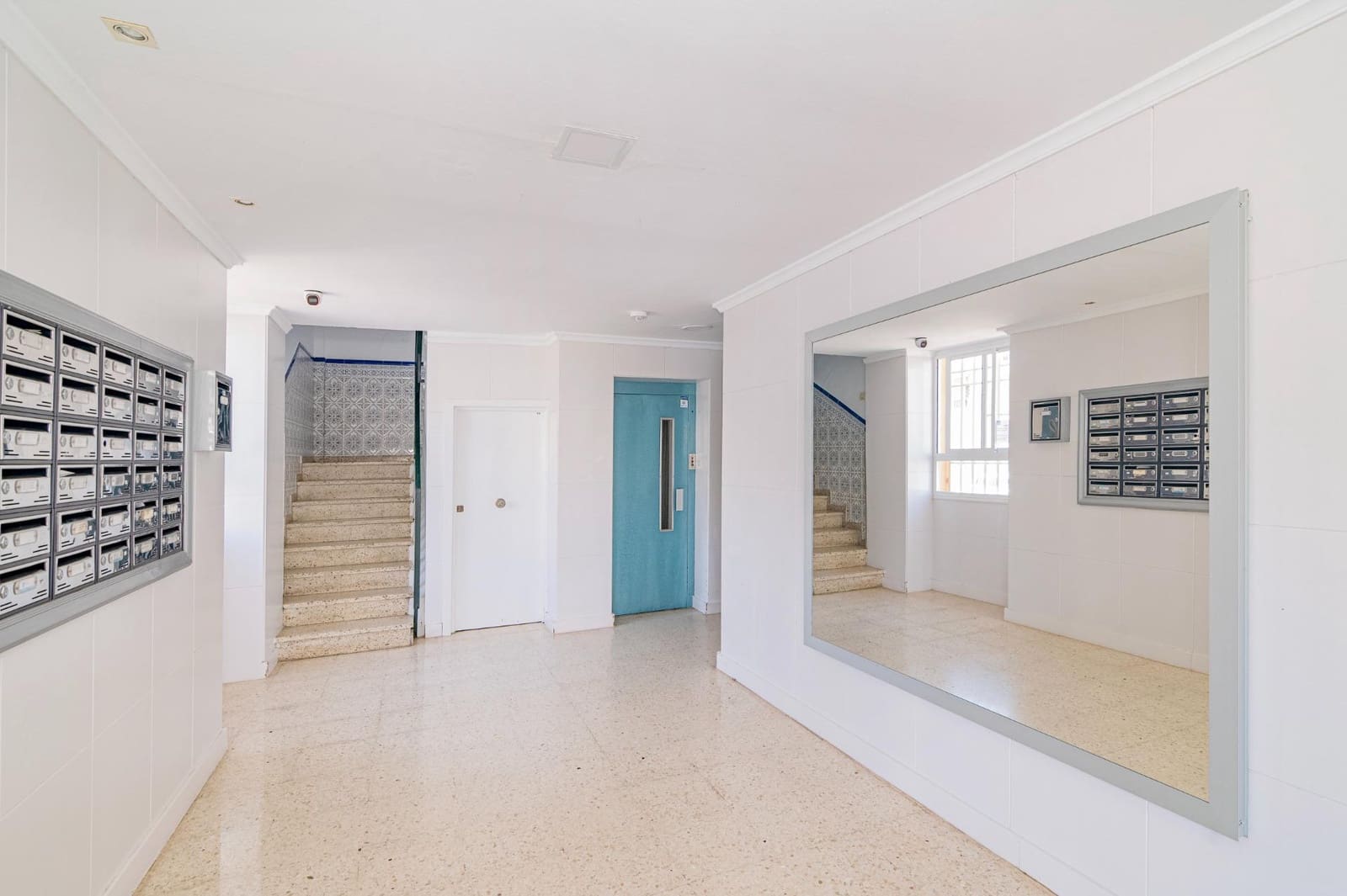 2 bedroom Flat for sale in Motril with garage - € 192,000 (Ref: 10014064)