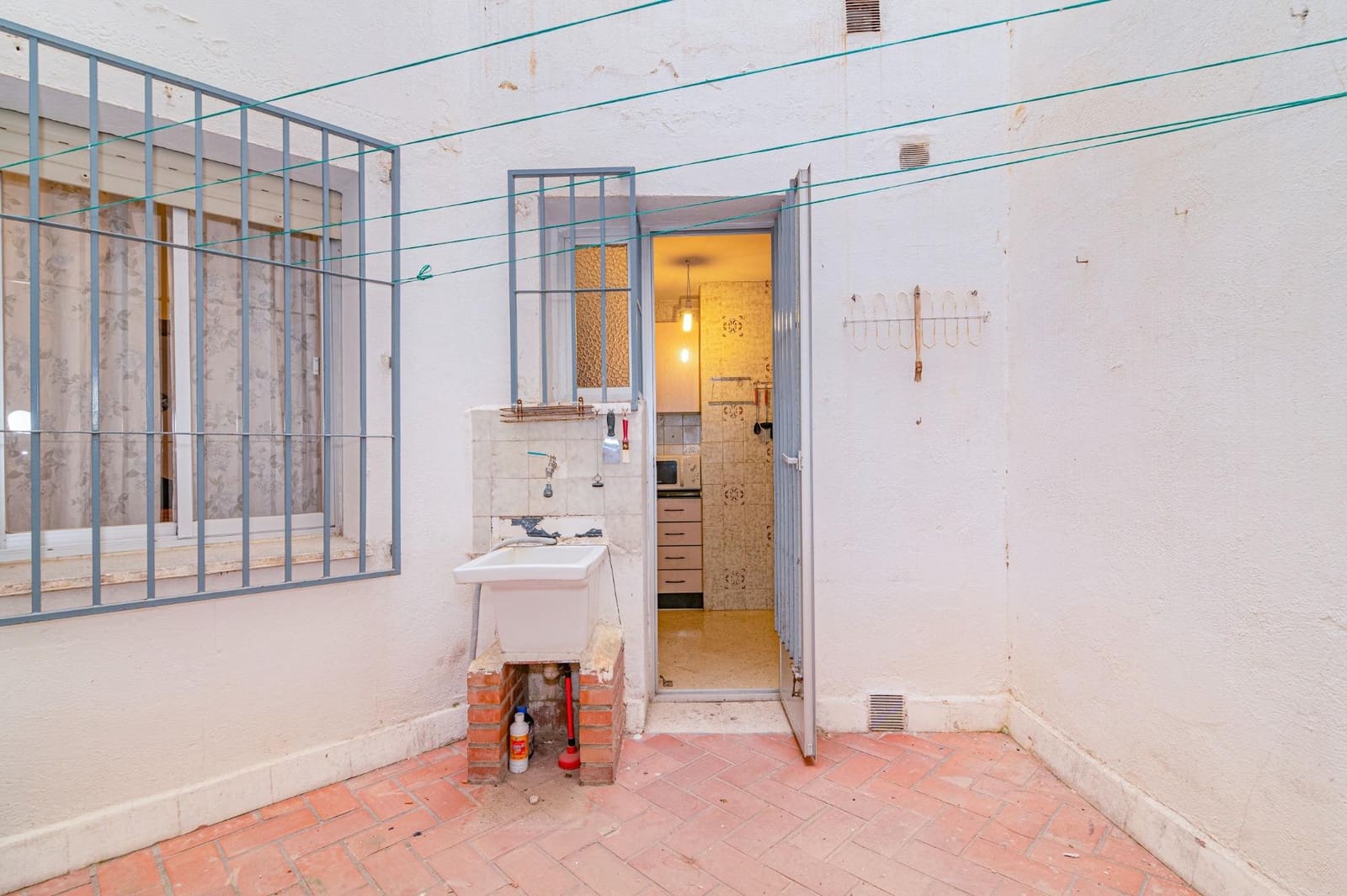 2 bedroom Flat for sale in Motril with garage - € 192,000 (Ref: 10014064)