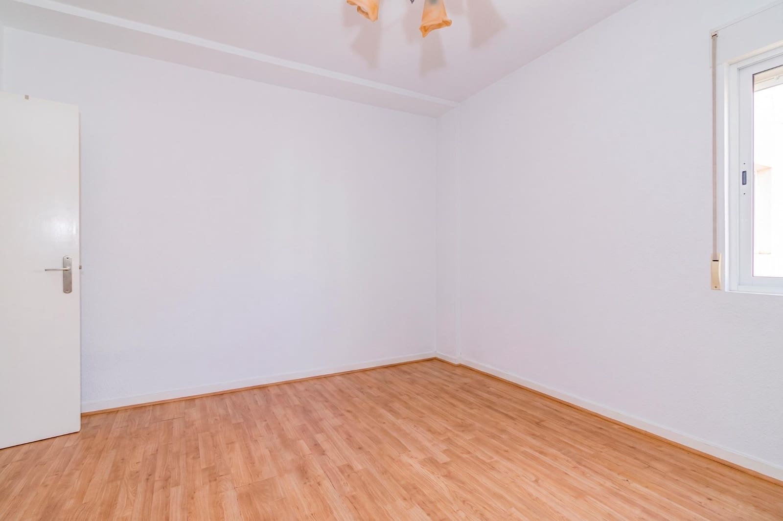 2 sovrum Lägenhet till salu i Granada stad - 195 000 € (Ref: 10014066)