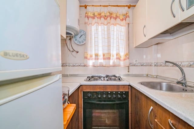 2 sovrum Lägenhet till salu i Granada stad - 195 000 € (Ref: 10014066)