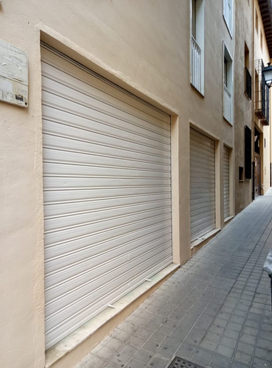 Kommersiell till salu i Granada stad - 159 000 € (Ref: 10014068)