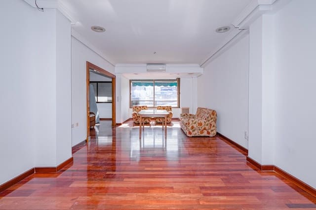 3 chambre Appartement à vendre à Centro, Grenade ville avec garage - 495 000 € (Ref: 10014069)