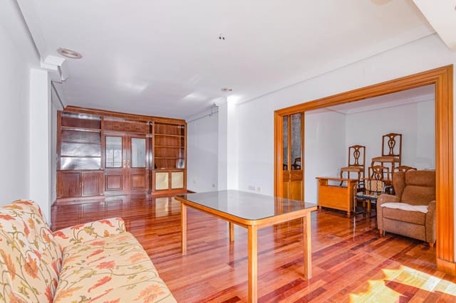 3 chambre Appartement à vendre à Centro, Grenade ville avec garage - 495 000 € (Ref: 10014069)
