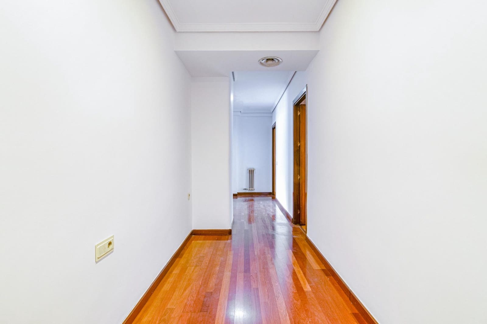 3 sovrum Lägenhet till salu i Granada stad med garage - 495 000 € (Ref: 10014069)