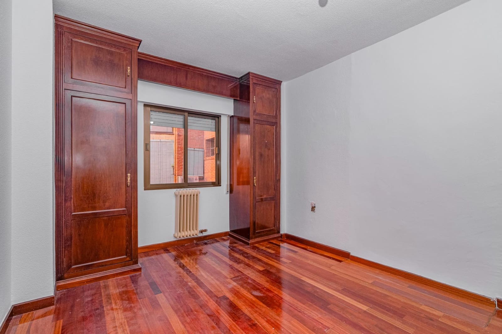 3 sovrum Lägenhet till salu i Granada stad med garage - 495 000 € (Ref: 10014069)